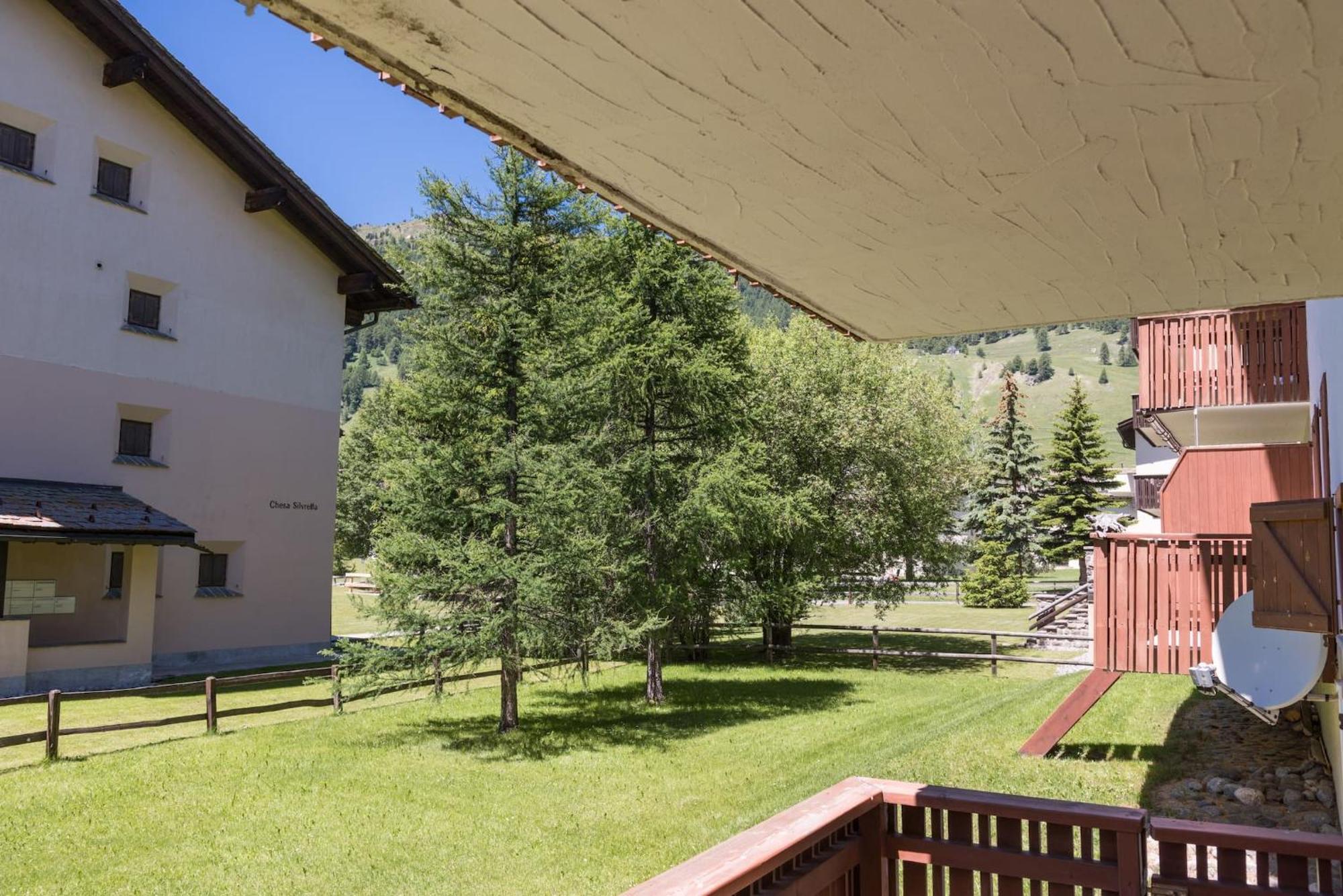 Apartamento Chesa La Giunfra - Celerina Celerina/Schlarigna Exterior foto